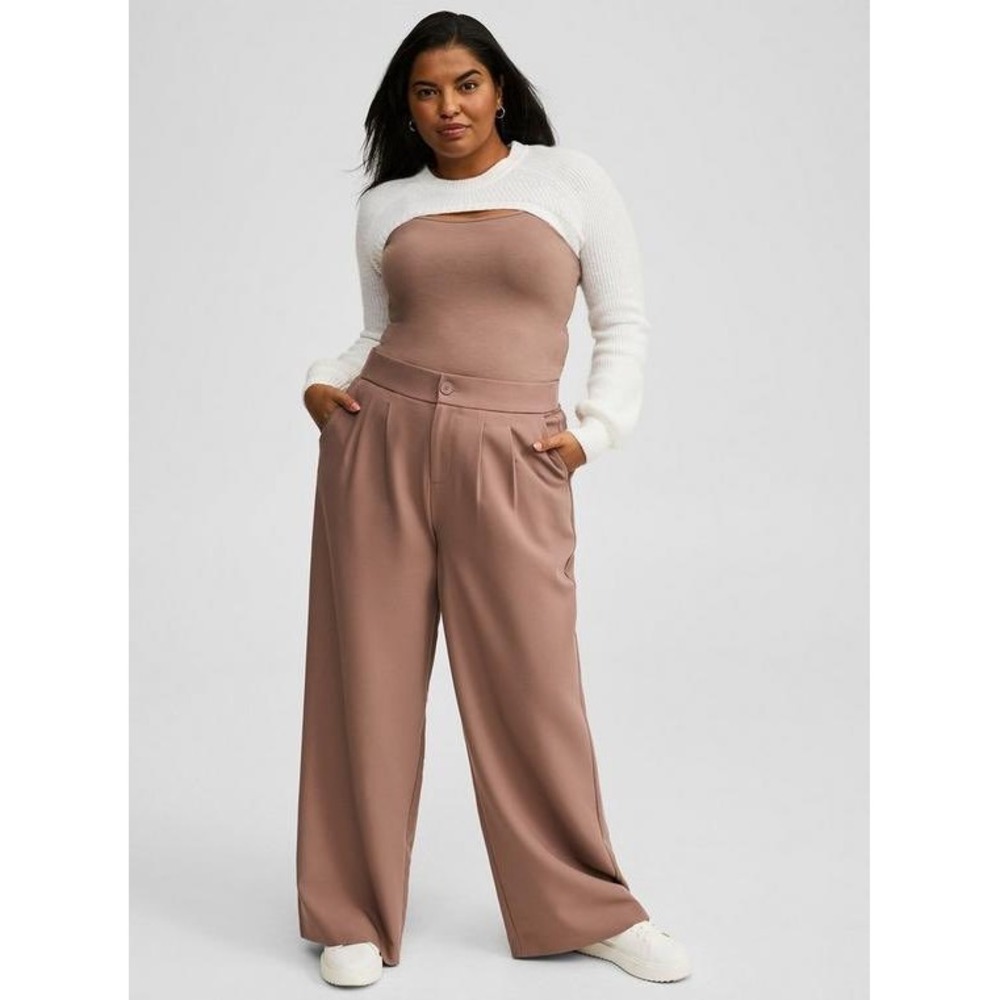 Torrid Pants Womens 22S Studio Wide Leg Mauve Brown Pleated Career EUC